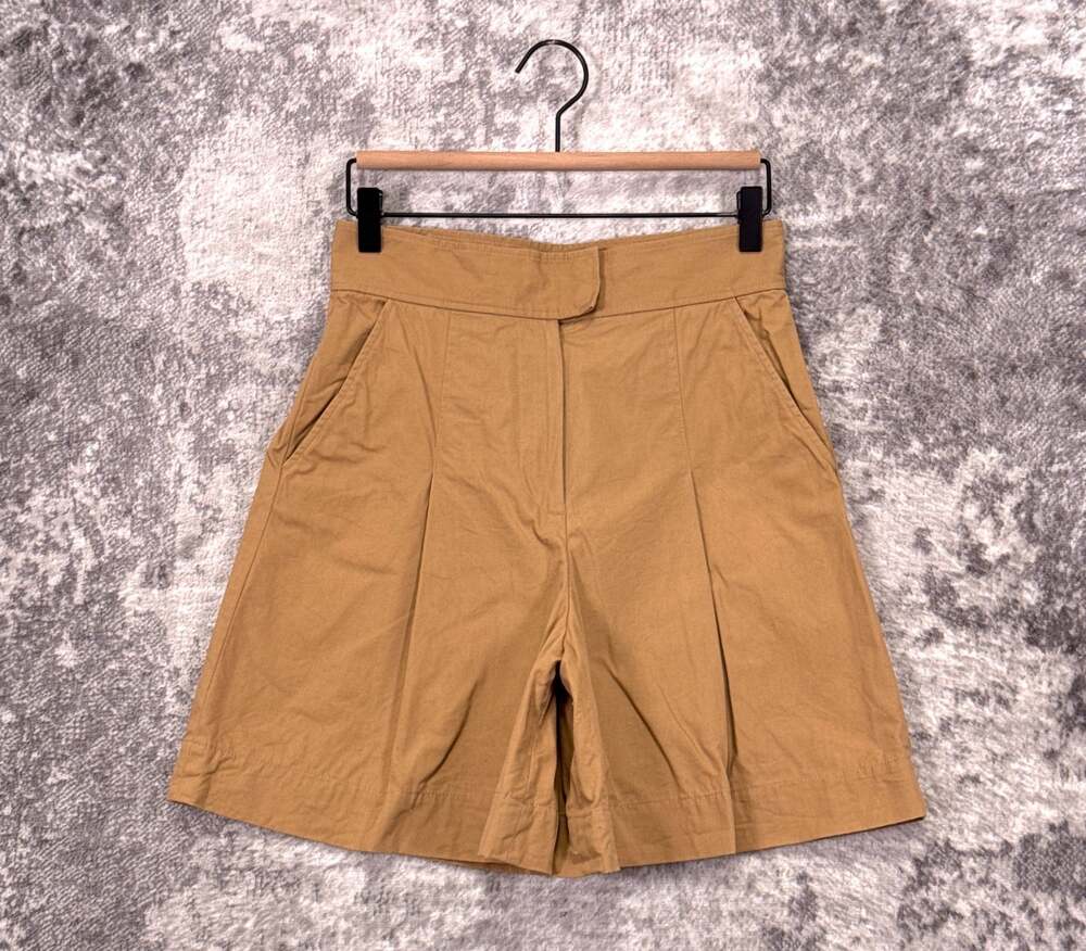 APC Shorts 36 / US 4 Womens High Waist Pleated Khaki Bermuda Parisian Artist